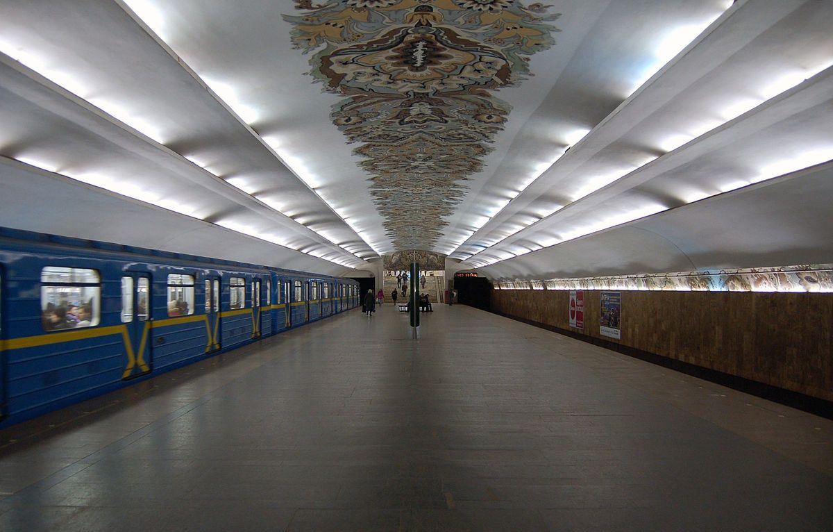 Kijów zmieni nazwę stacji metra. Zamiast Mińska będzie Warszawa