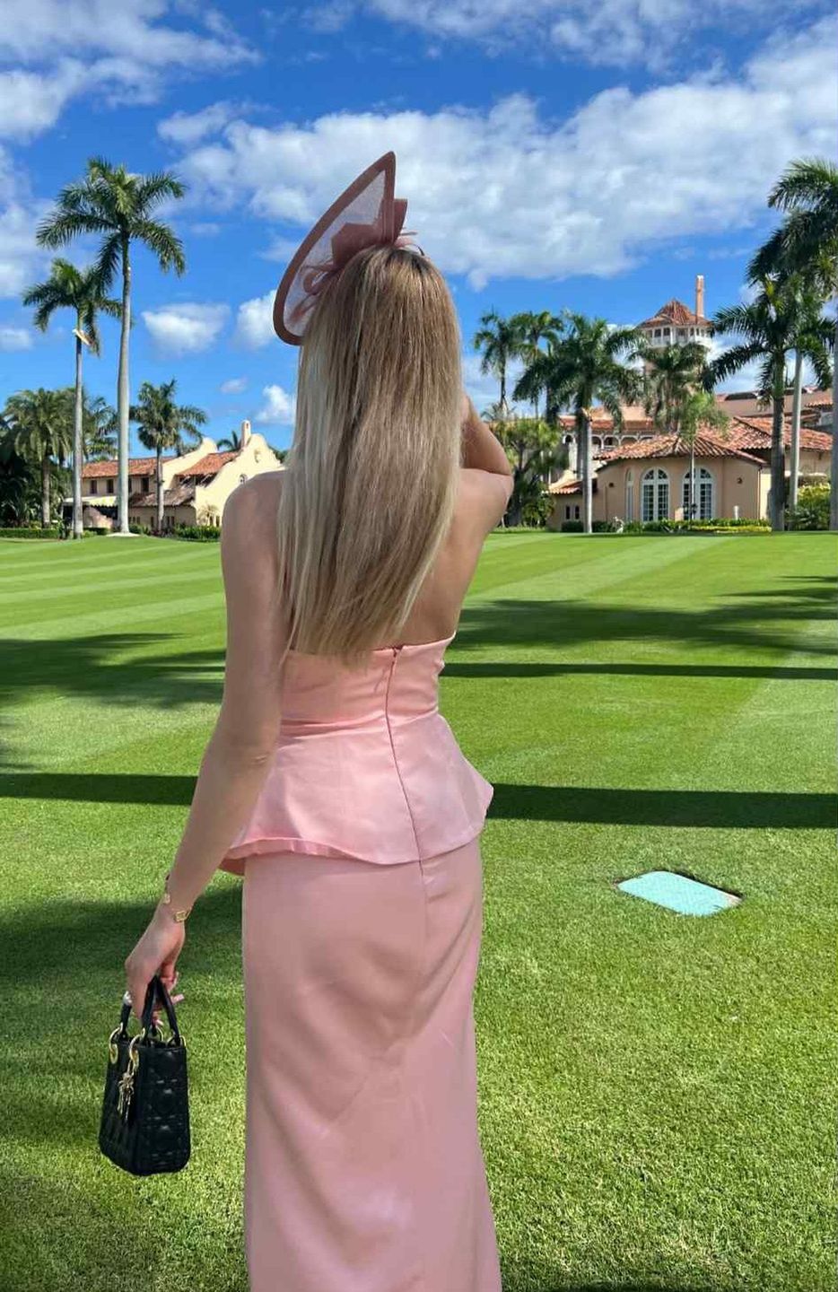 Caroline Derpienski w luksusowej rezydencji Donalda Trumpa
