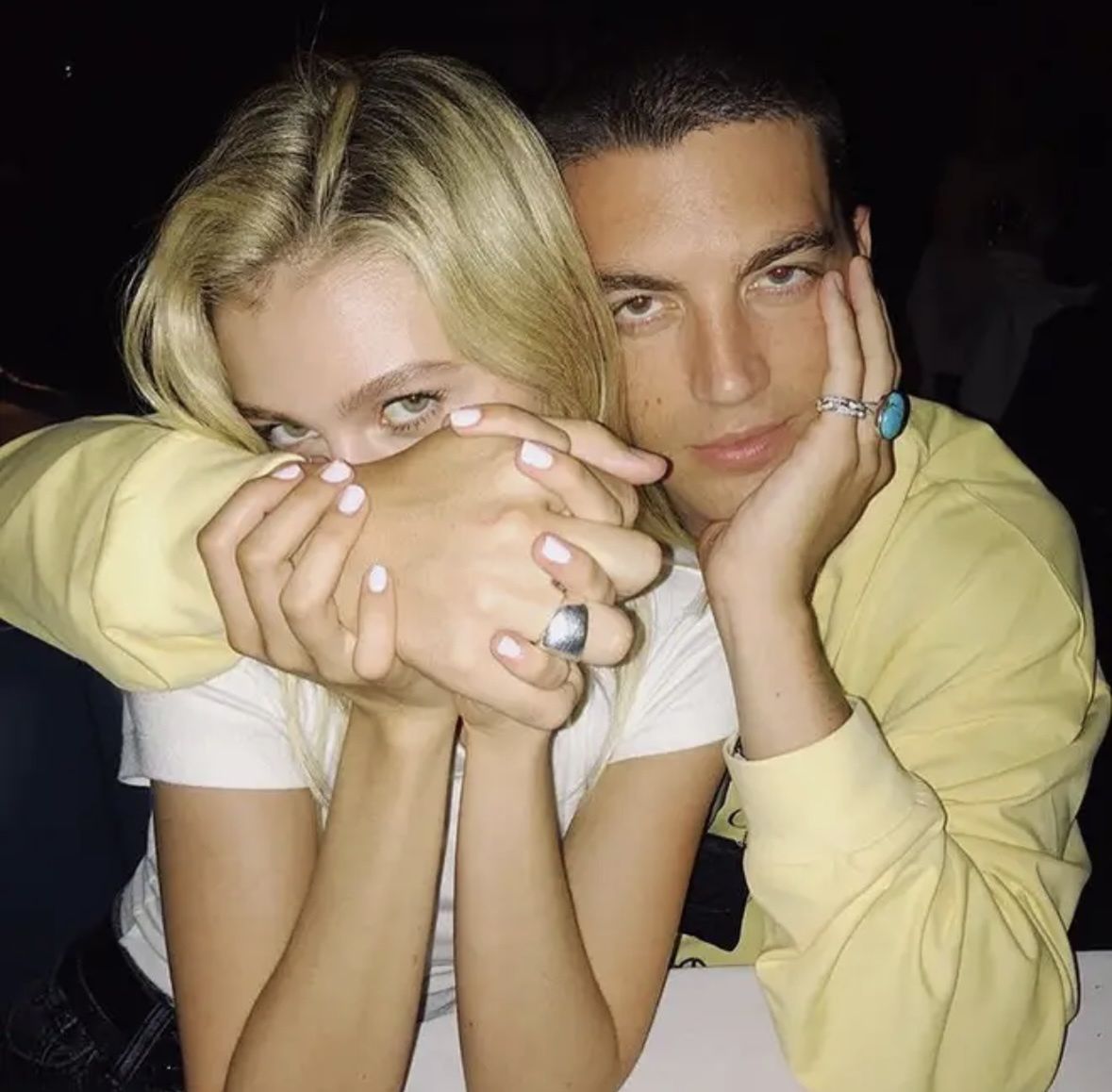 Paul Klein i Nicola Peltz