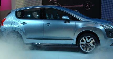 Peugeot 3008 nadchodzi