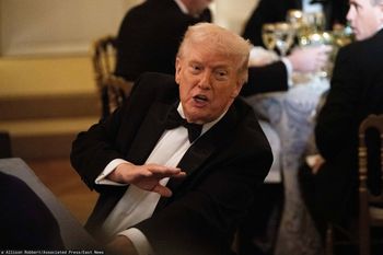 "Niekompetentny". Trump znów krytycznie o Sądzie Najwyższym