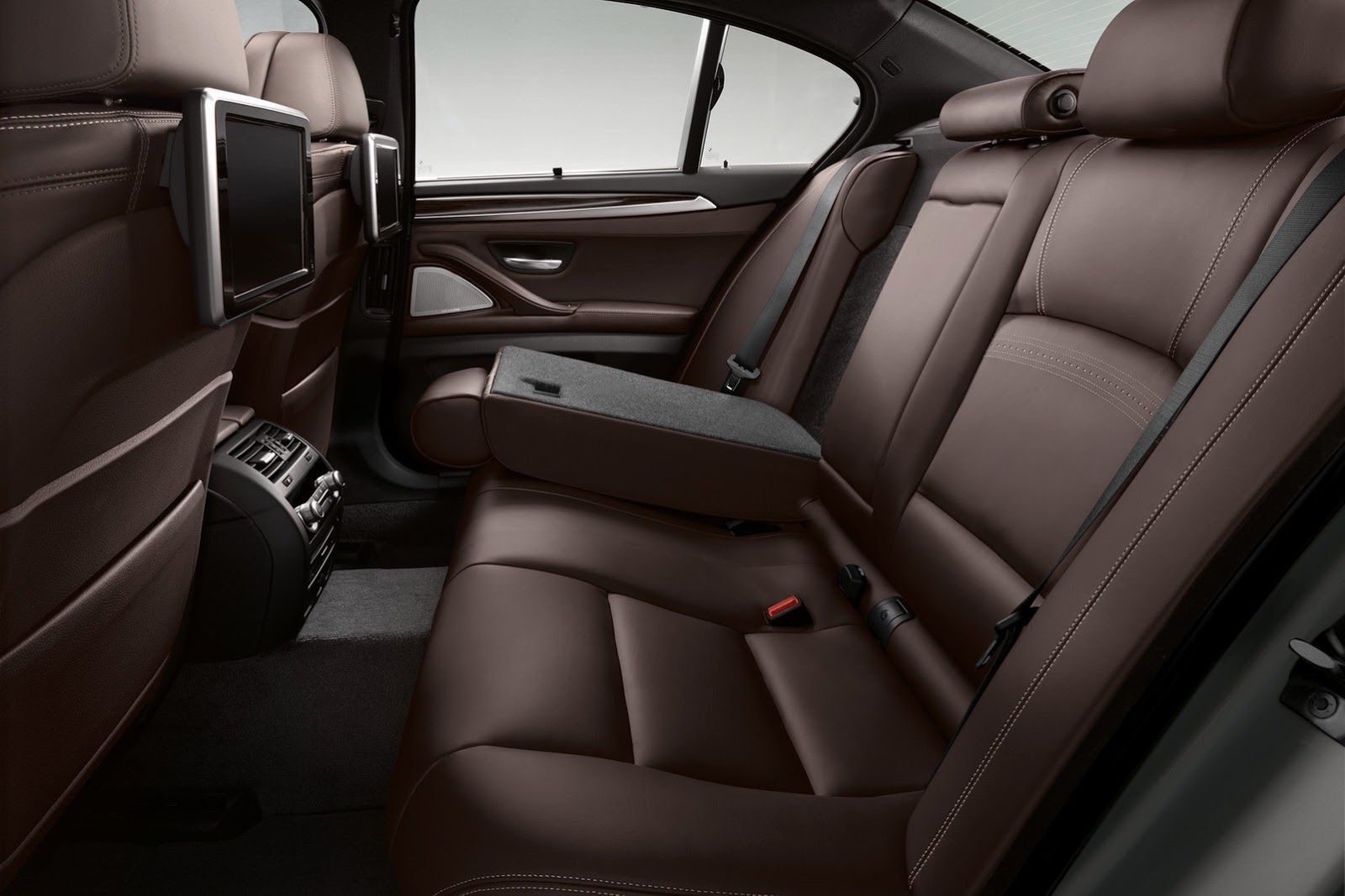 2014 BMW Serii 5 Sedan, Touring, Gran Turismo [galeria] 43