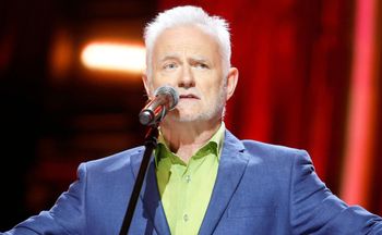 Doradziła mu pracownica ZUS. Z tego żyje na emeryturze