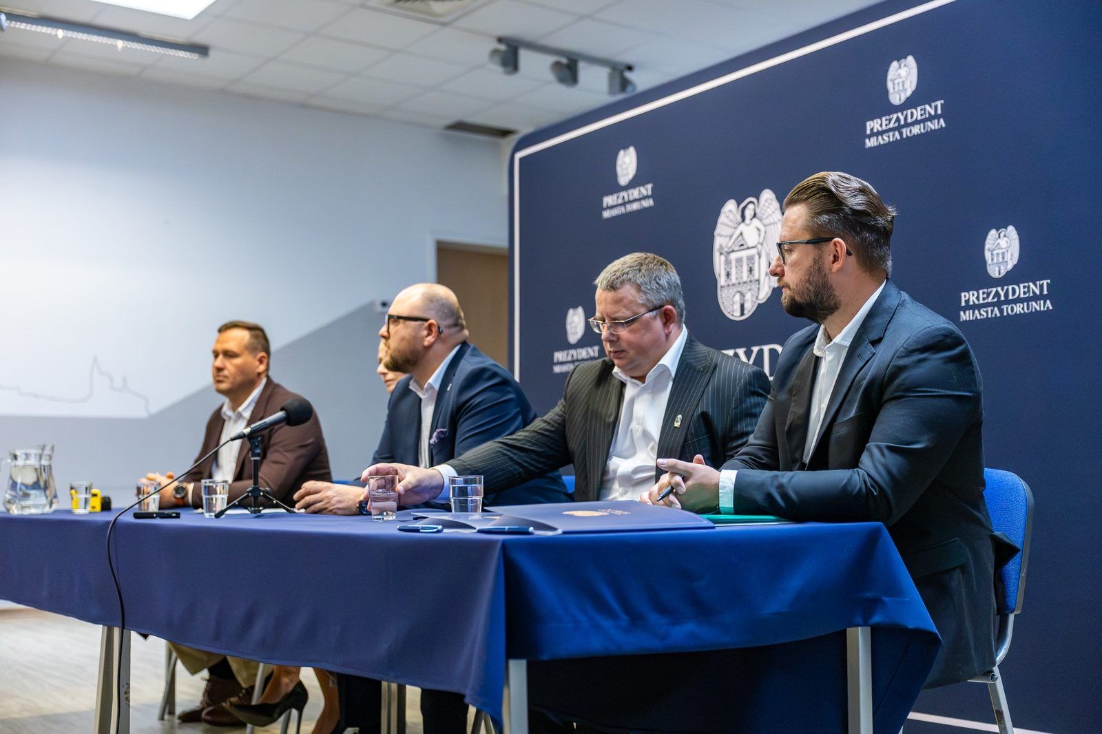 Podpisanie umowy na budowę Centrum Integracji Międzypokoleniowej