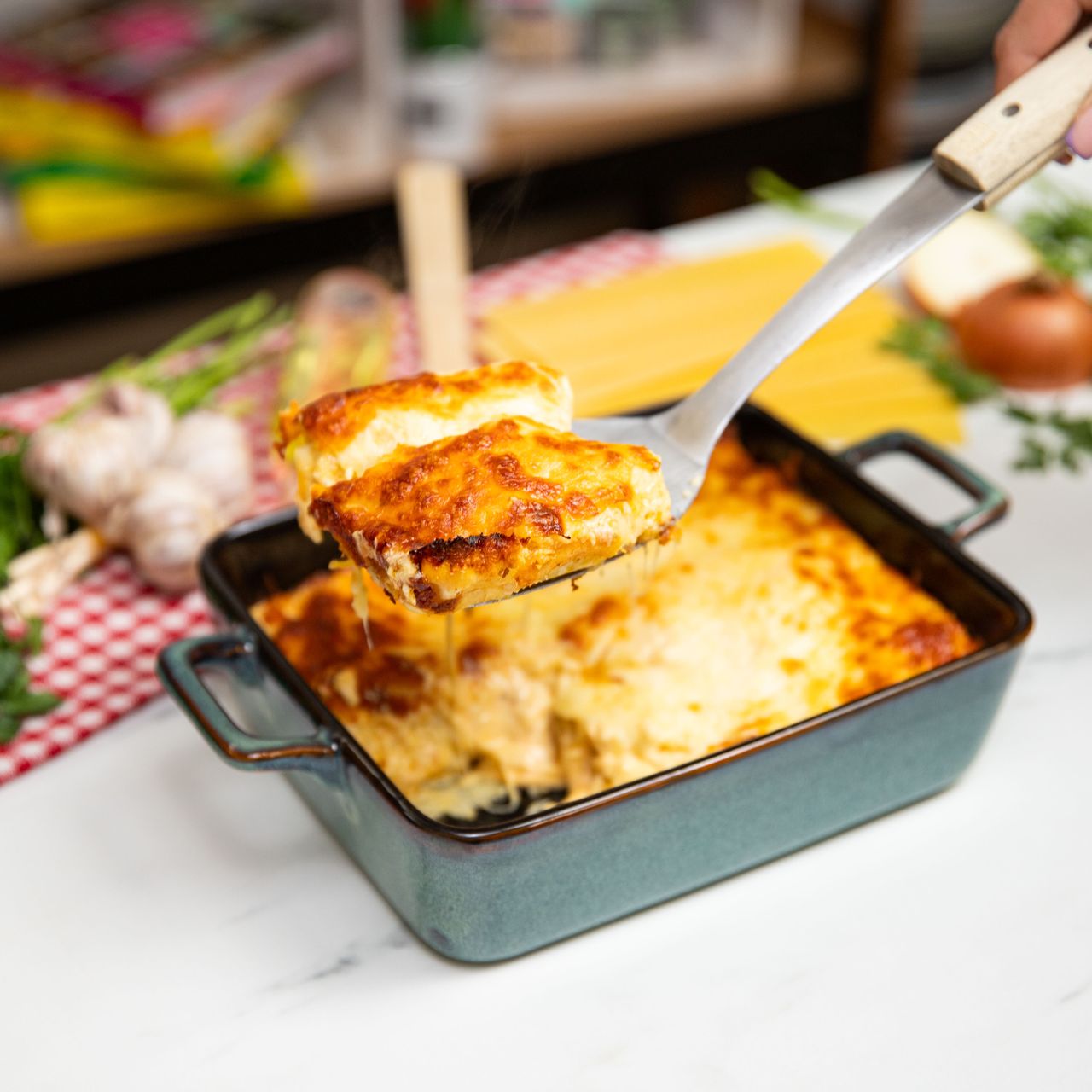 Pasta rolls with chicken