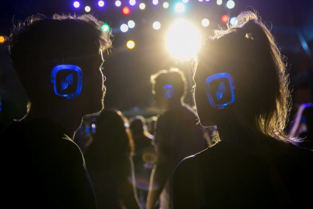 UWOLNIENIE - Silent disco na Jazdowie