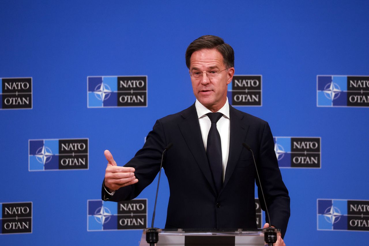 Rutte broni Scholza. "Mówiłem Zełenskiemu, że to niesprawiedliwe"