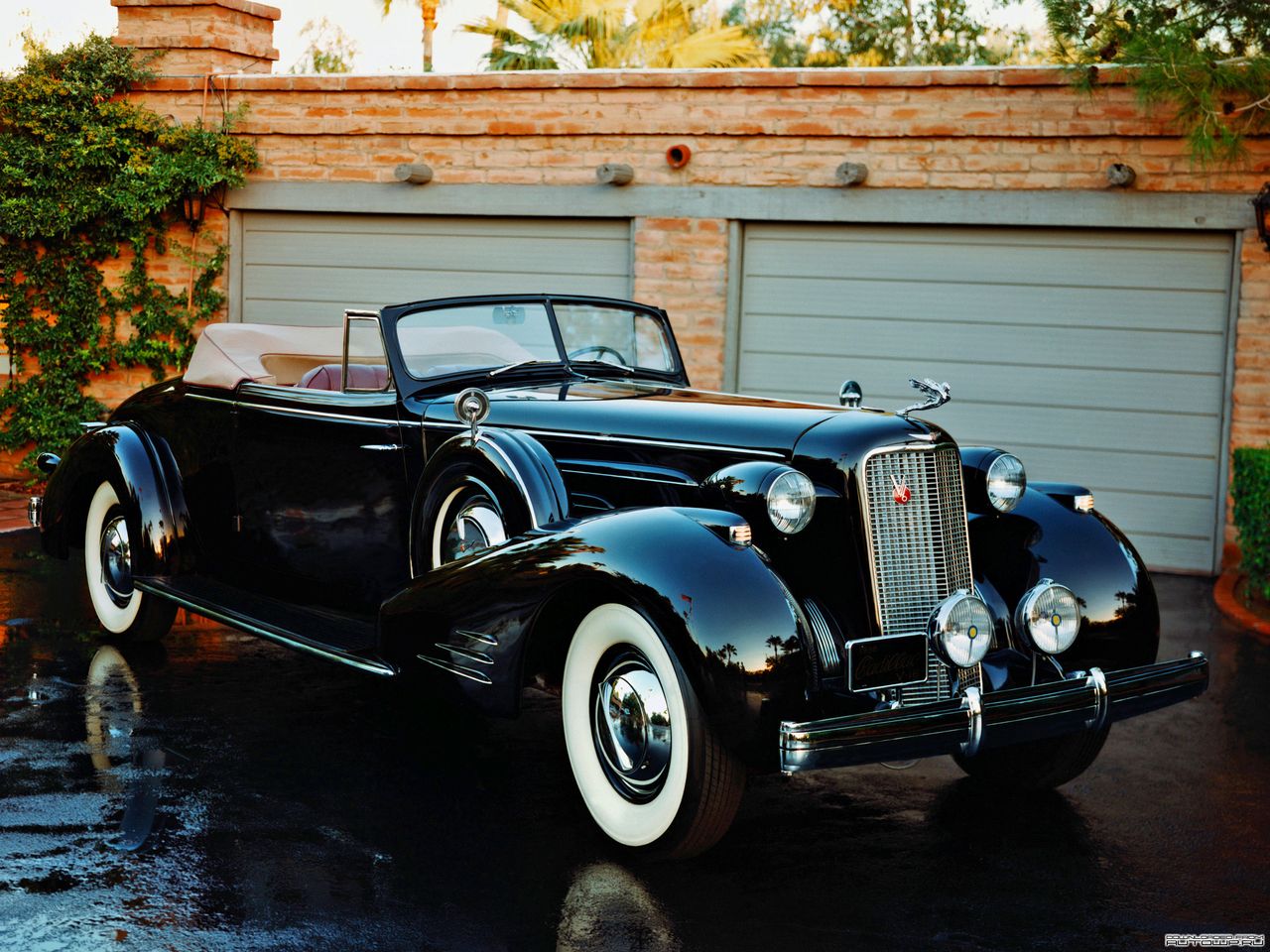 Cadillac 90 V16 Convertible