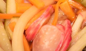 Zapomniany przysmak wraca do łask. Jelita uwielbiają tę kiszonkę