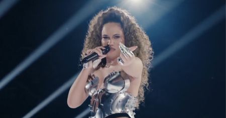 Alicja Szemplińska w METALICZNYM GORSECIE. Zachwyciła pięknem na finale Eurowizji 2026