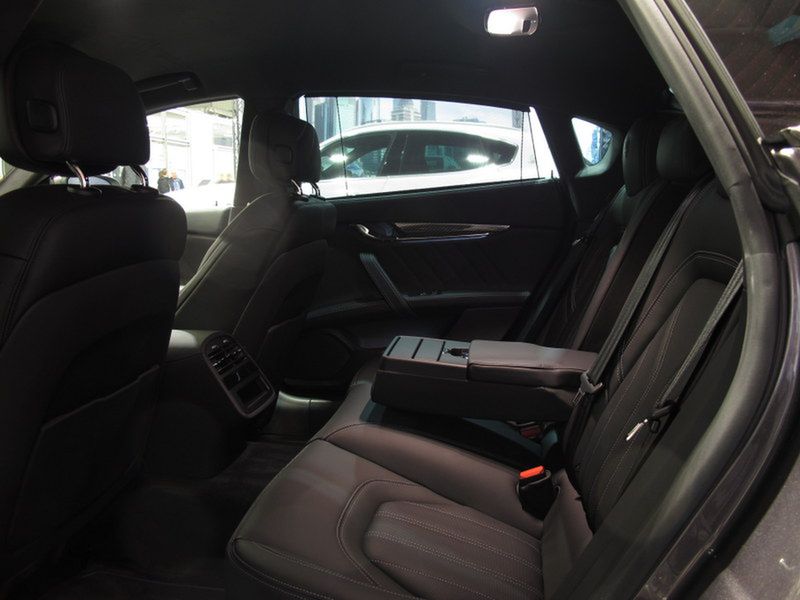 Maserati Quattroporte SQ4