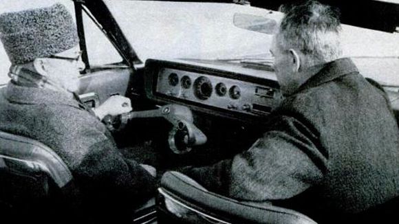 Ford chciał, abyś prowadził samochód nadgarstkiem. Dziwny wynalazek z lat 60. 1