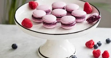 Francuzi się nimi zajadają. Przepis na najlepsze makaroniki