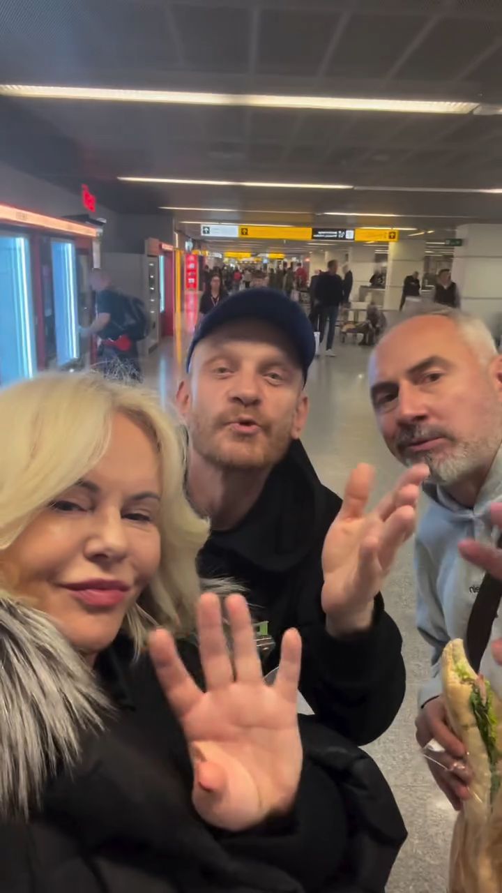 Joanna Kurowska nadawała z lotniska Chopina