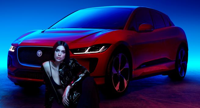 Dua Lipa w koncertowej kampanii Jaguara Pace (wideo)