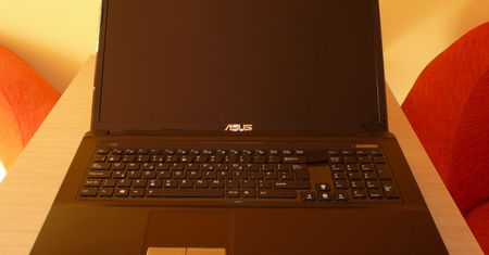 Asus K93SV - przenośny gigant [test cz. 1]