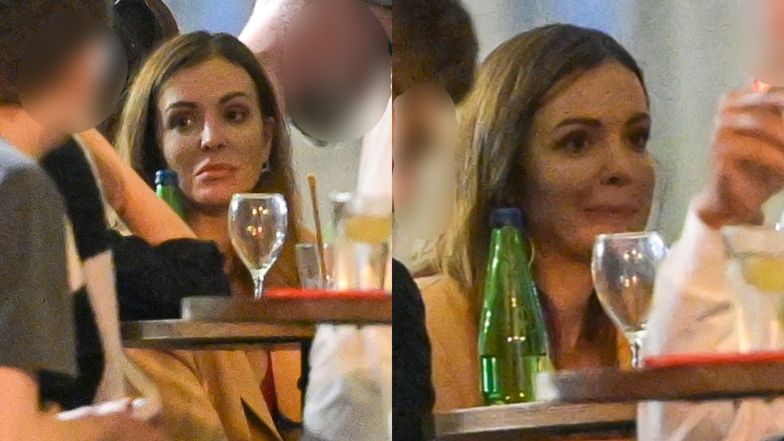 Anna Wendzikowska bawi się z przyjaciółkami na Placu Zbawiciela