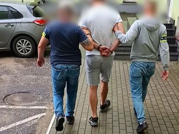 Oszukiwał seniorów "na policjanta". 39-latek wpadł na gorącym uczynku