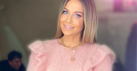 Małgorzata Rozenek stanęła przy basenie. Zachwyciła figurą