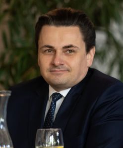 Radny PiS milionerem. "Zajmijcie się tłustymi szczurami"