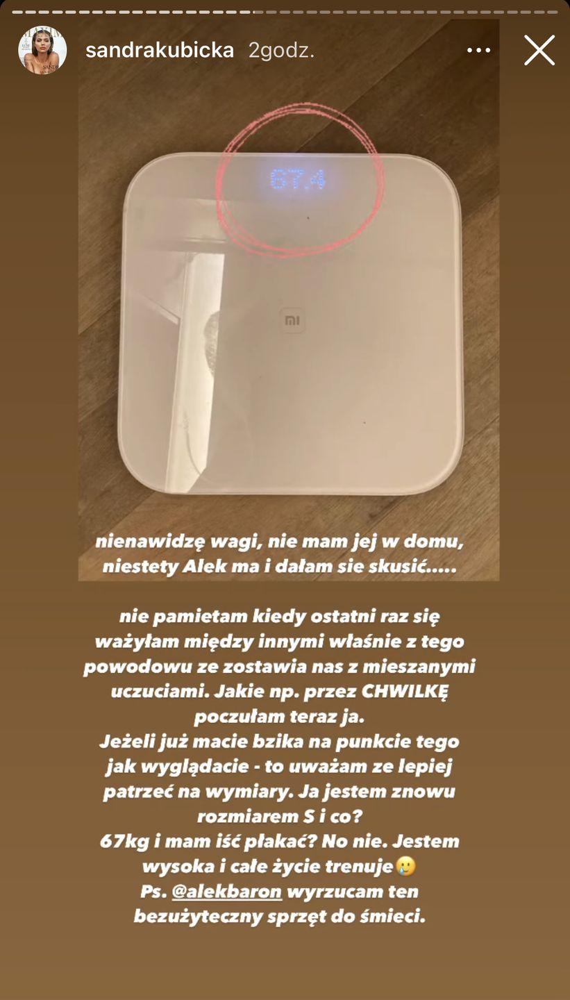 Sandra Kubicka pokazuje wagę