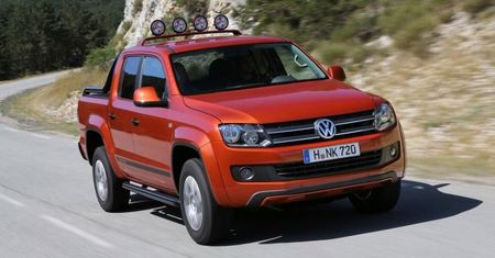 Volkswagen Amarok Canyon – pomarańczowy szpaner