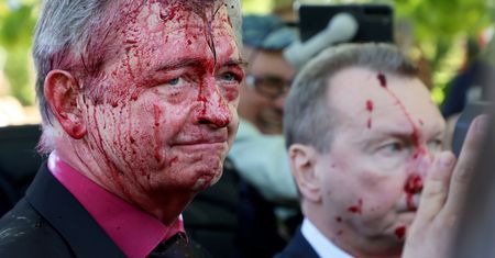 Ambasador Rosji oblany farbą w Warszawie. Są wyniki kontroli wewnętrznej w policji