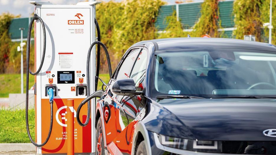 Nowa ładowarka Orlenu ma 175 kW mocy