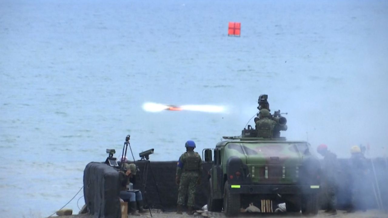 Tajwan gotowy na każdy scenariusz. Trwają manewry z ostrą amunicją