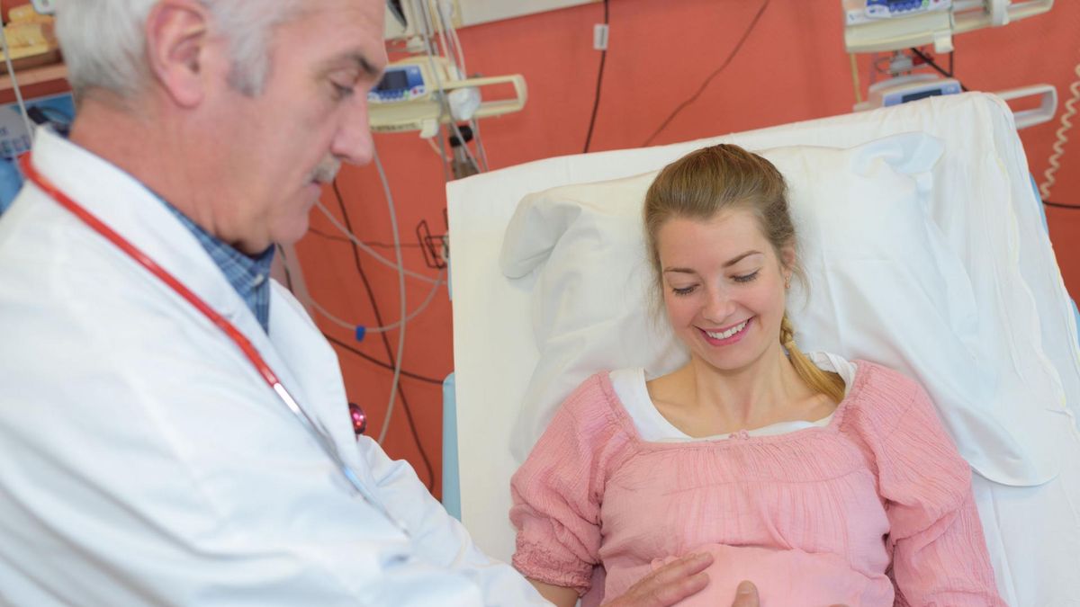 Poród naturalny odbywa się między 37. a 42. tygodniem ciąży