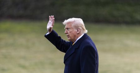 "To się zaczyna dziać". Ekspert o nastrojach społecznych wobec Trumpa