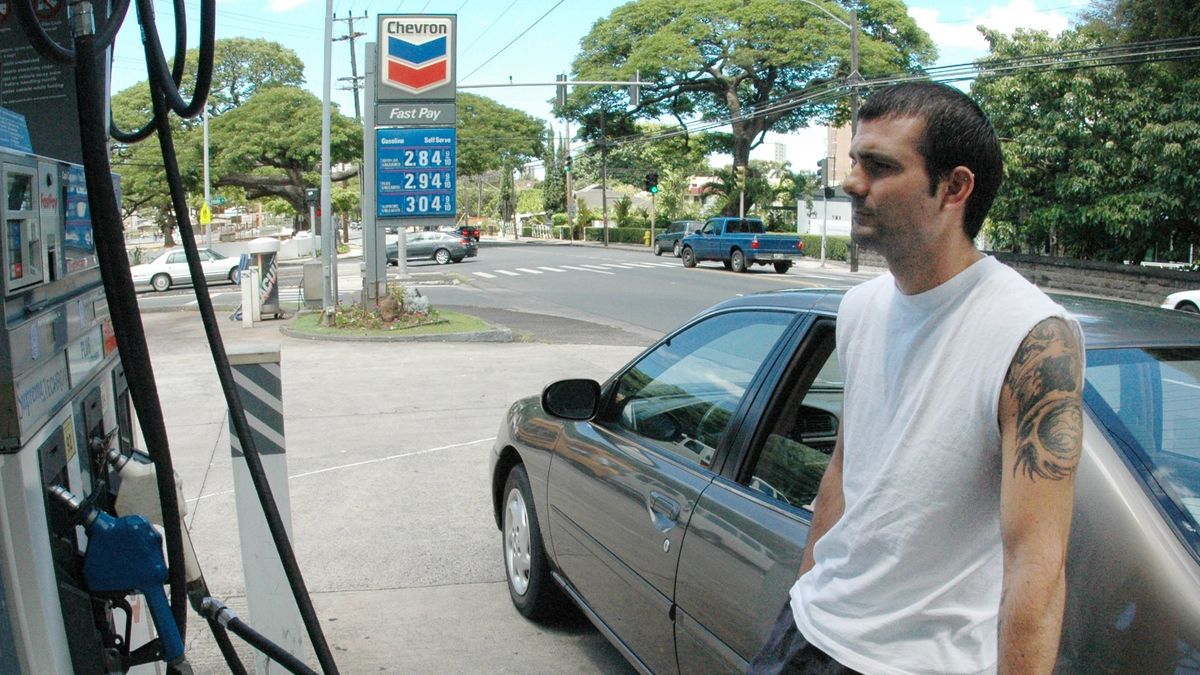 Mieszkańcy Oregonu już mogą sami tankować samochód.