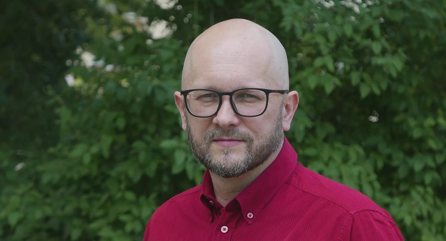 Zamienił Warszawę na Radomsko. Andrzej Andrysiak o tym, ile można zarobić w prasie lokalnej