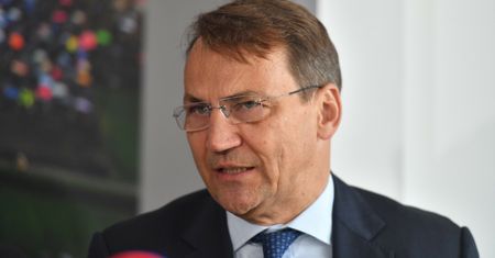 Radosław Sikorski o akcjach służb Rosji: "Polska była laboratorium"