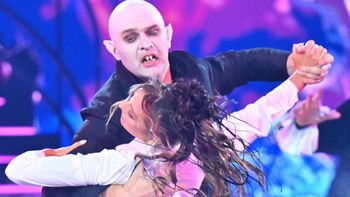 Tomasz Karolak odpadł z "Tańca z gwiazdami". Upiornym walcem PODZIELIŁ widzów