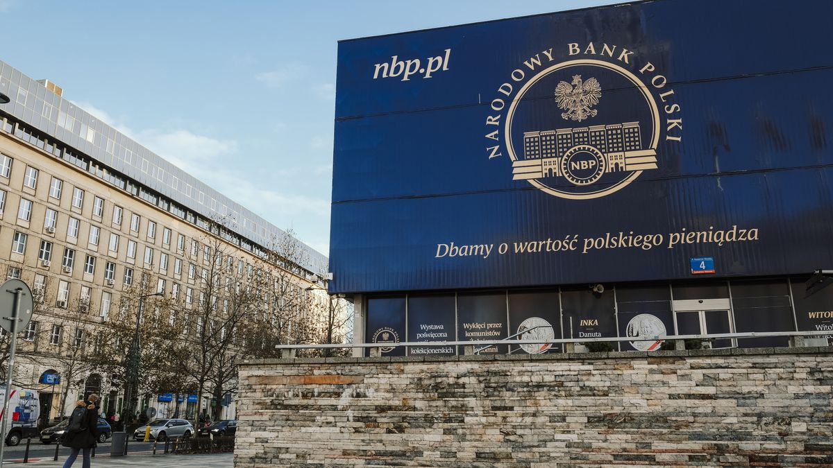 Między NBP a Fundacją Edukacji i Nauki Kopernik istnieje sieć powiązań, która rodzi pytania o potencjalny konflikt interesów