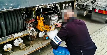Sprzedawali gaz grzewczy jako napędowy. 190 funkcjonariuszy rozbiło grupę przestępczą