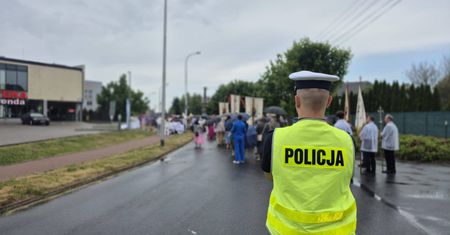 Długi weekend Bożego Ciała 2026. Policja apeluje o ostrożność na drogach!