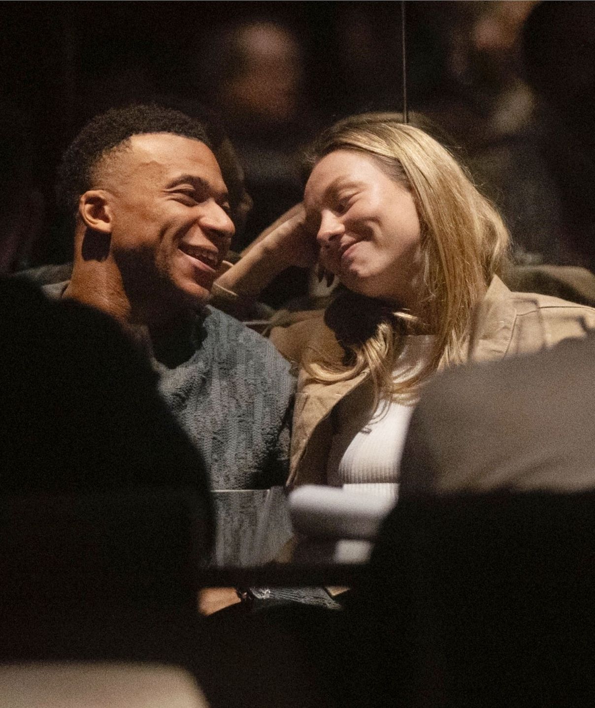 Kylian Mbappe i Ester Exposito "przyłapani" na randce