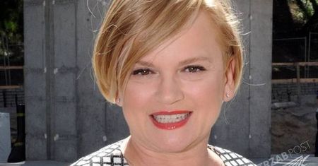 Katarzyna Figura osłoniła szczupłe nogi [zdjęcia]