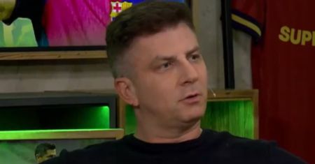 Mateusz Borek rzucał na wizji "żarty" z wyglądu piłkarek plażowych. "Gorszy niż wujek na weselu". Już przeprasza...