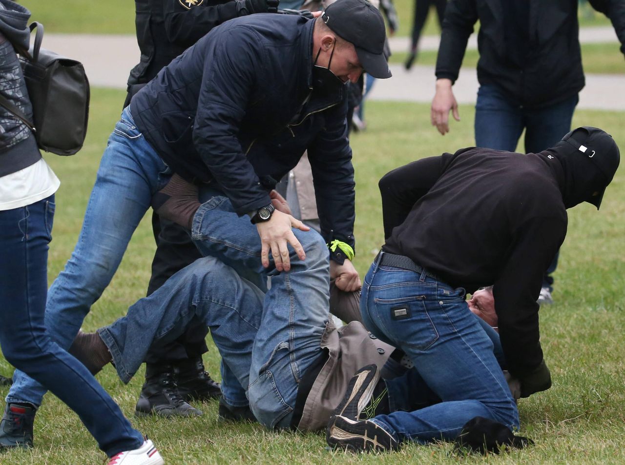 Białoruś. Protesty w Mińsku. Ponad 250 zatrzymanych. Obniżono prędkość internetu