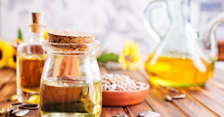 Naturalne oleje w codziennej diecie - które z nich to prawdziwe superfoods?