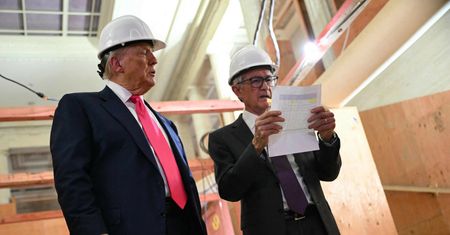 Trump chce zwolnić szefa Fedu. Zapowiada też pozew