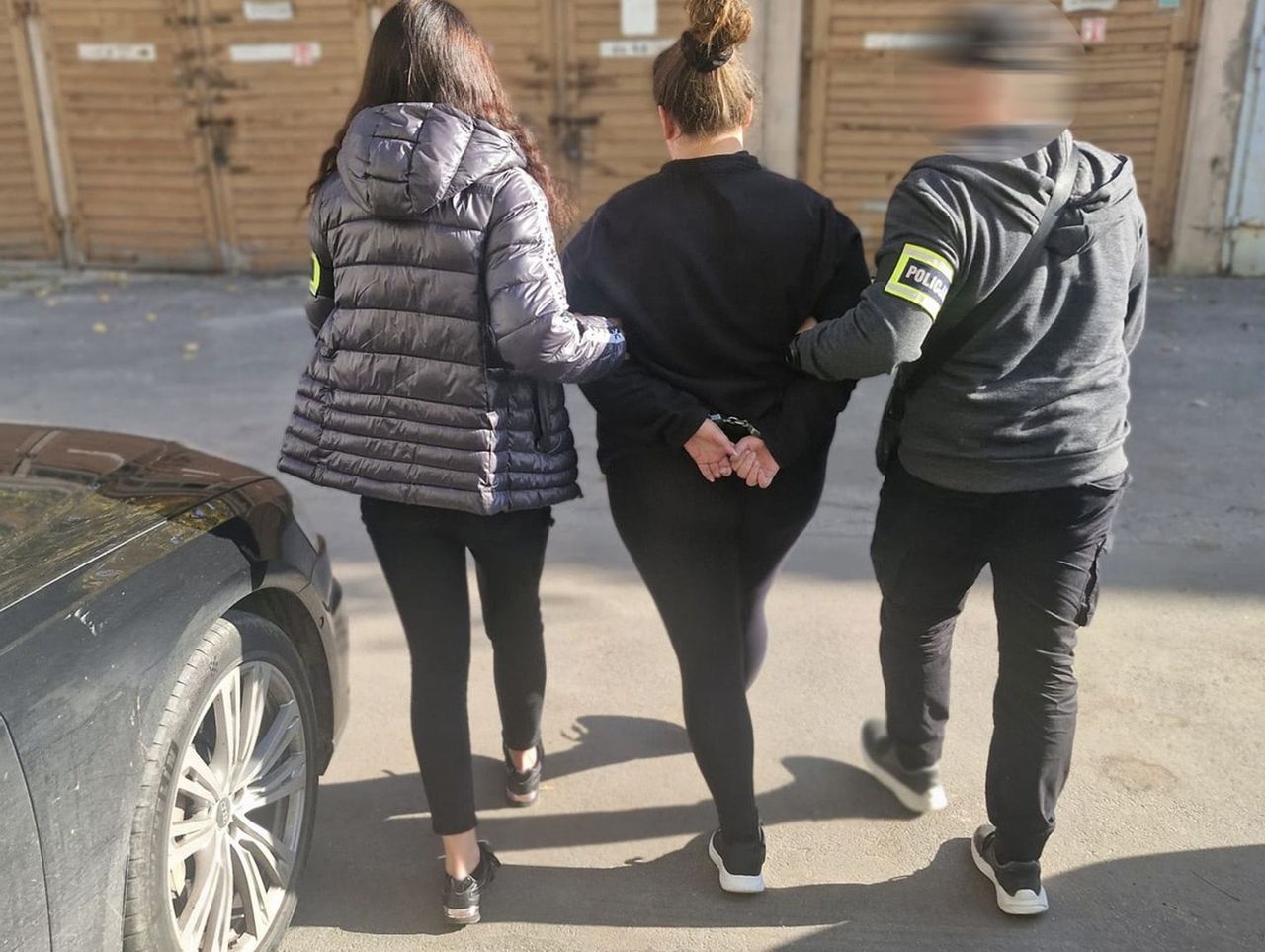 Łódź: Ścigana 24-latka szykowała się do ucieczki z kraju. Policjanci złapali ją w autobusie