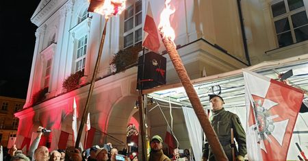 Skandaliczny marsz w Kaliszu. Trzy osoby zatrzymane