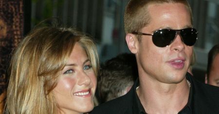 Pitt i Aniston pogodzili się po śmierci mamy Jennifer? "Przeprosił ją za to, jak zakończył ich małżeństwo"