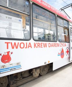 Wrocław. Specjalny tramwaj i autobus. Mają zachęcać do oddawania krwi