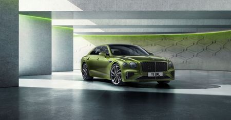 Oto nowy Bentley Flying Spur. Stracił W12, ale ma mocną hybrydę. Bardzo mocną
