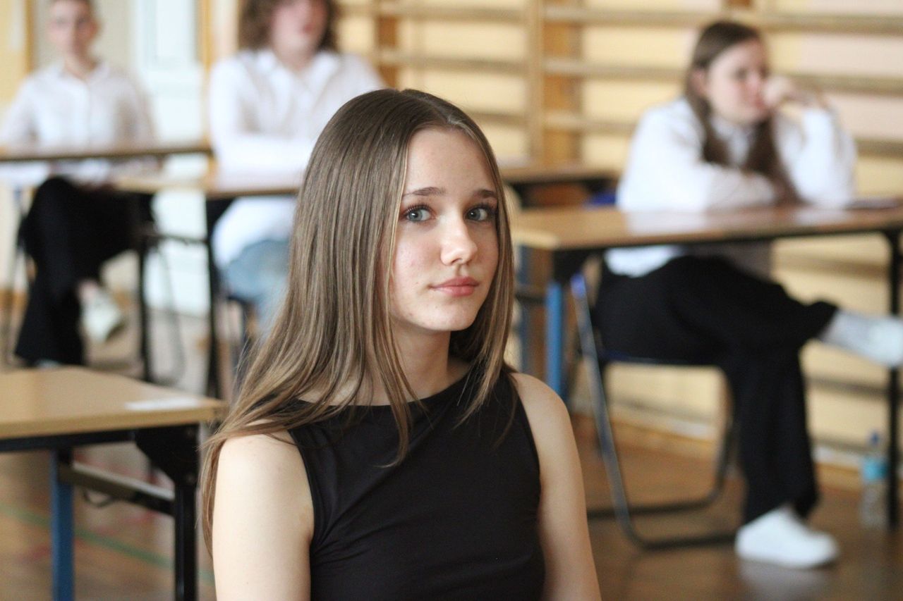 Ósmoklasiści mierzyli się dziś z kolejnym egzaminem.  Tak było w Szkole Podstawowej nr 13 w Bełchatowie